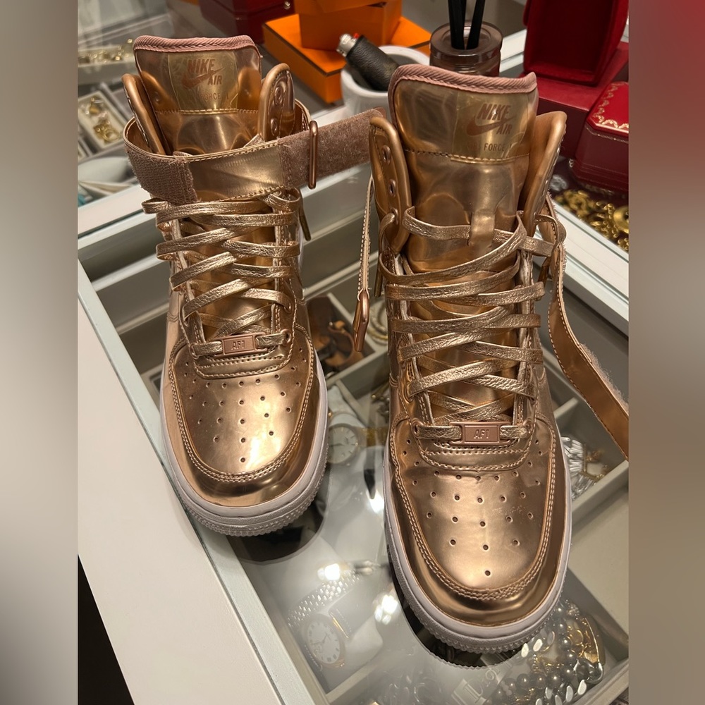 Reserved- Nike AF1 Rose Gold